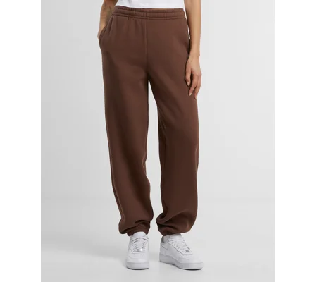 Build Your Brand Women’s fluffy sweatpants