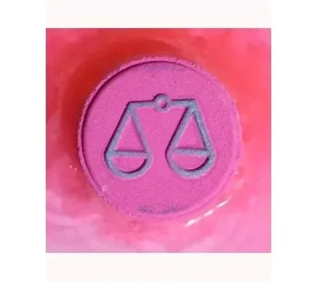 Box of 2 Zodiac Bath Fizzers with Horoscope - Libra