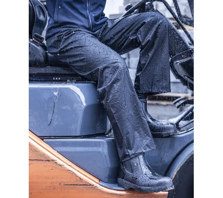 Regatta Professional Pro packaway overtrousers