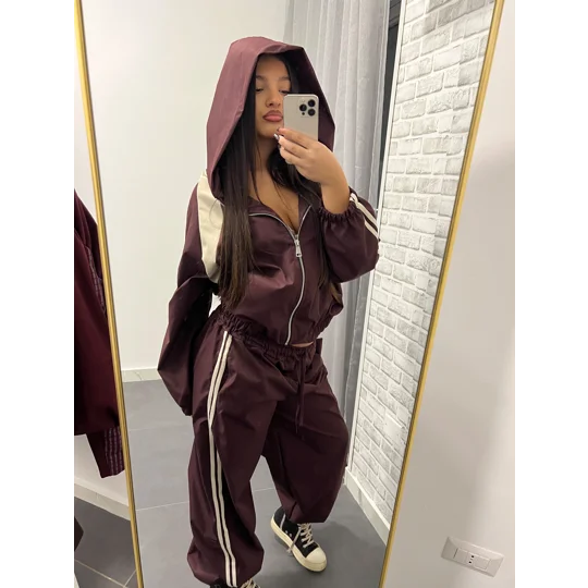 Plum set