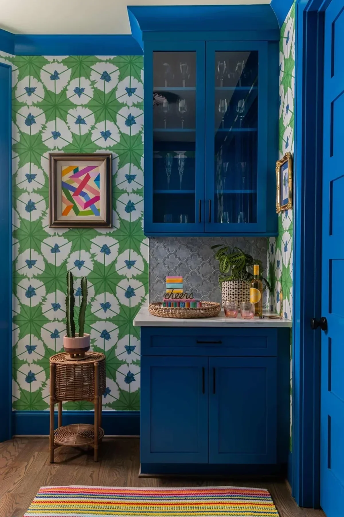 Boldfunkywallpaperentrywaylprz 1793099362668