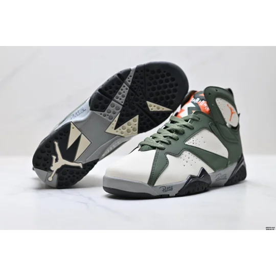 Size 13 - Air Jordan 7 Retro - Grey/White