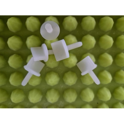 Nylon M3 wing retention bolts