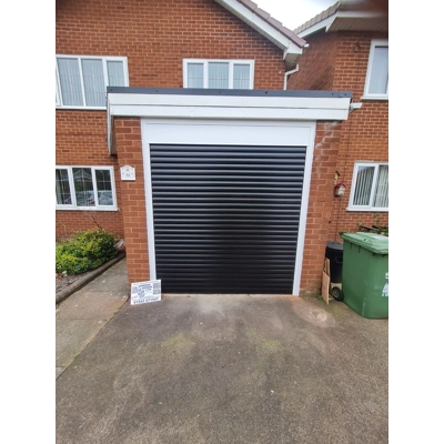 STS 77 insulated roller door