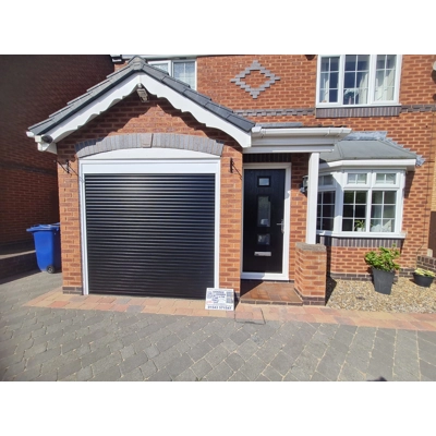 STS 77 insulated roller door