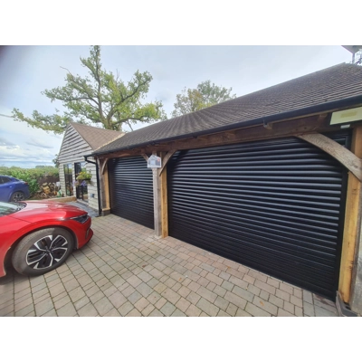 STS 77 insulated roller door