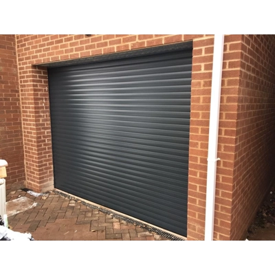 STS 77 insulated roller door