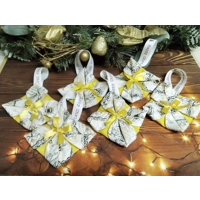 Bees Folded Fabric Christmas Ornament, tree decoration, secret santa stocking filler letter box gift