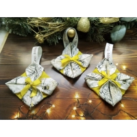 Bees Folded Fabric Christmas Ornament, tree decoration, secret santa stocking filler letter box gift