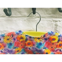 Lined Peg Bag in Yellow Floral Cotton Fabric, Laundry Cotton Peg Bag includes a Wood Hanger, handmad