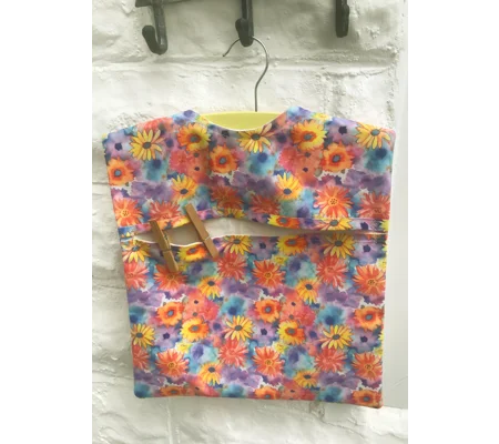 Lined Peg Bag in Yellow Floral Cotton Fabric, Laundry Cotton Peg Bag includes a Wood Hanger, handmad