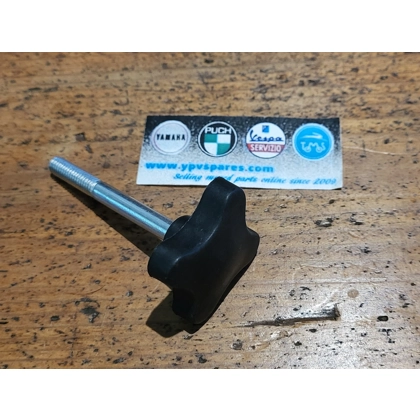 FS1E side panel knob short, L.H.