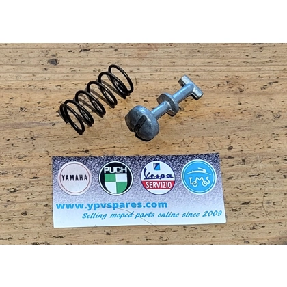 Vespa side panel fixing & spring 34mm.