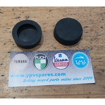 FS1E front tank mounting rubbers (pair)