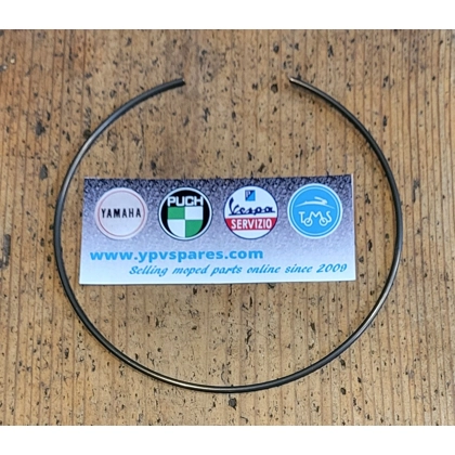 Puch Maxi pedal clutch plate retaining clip