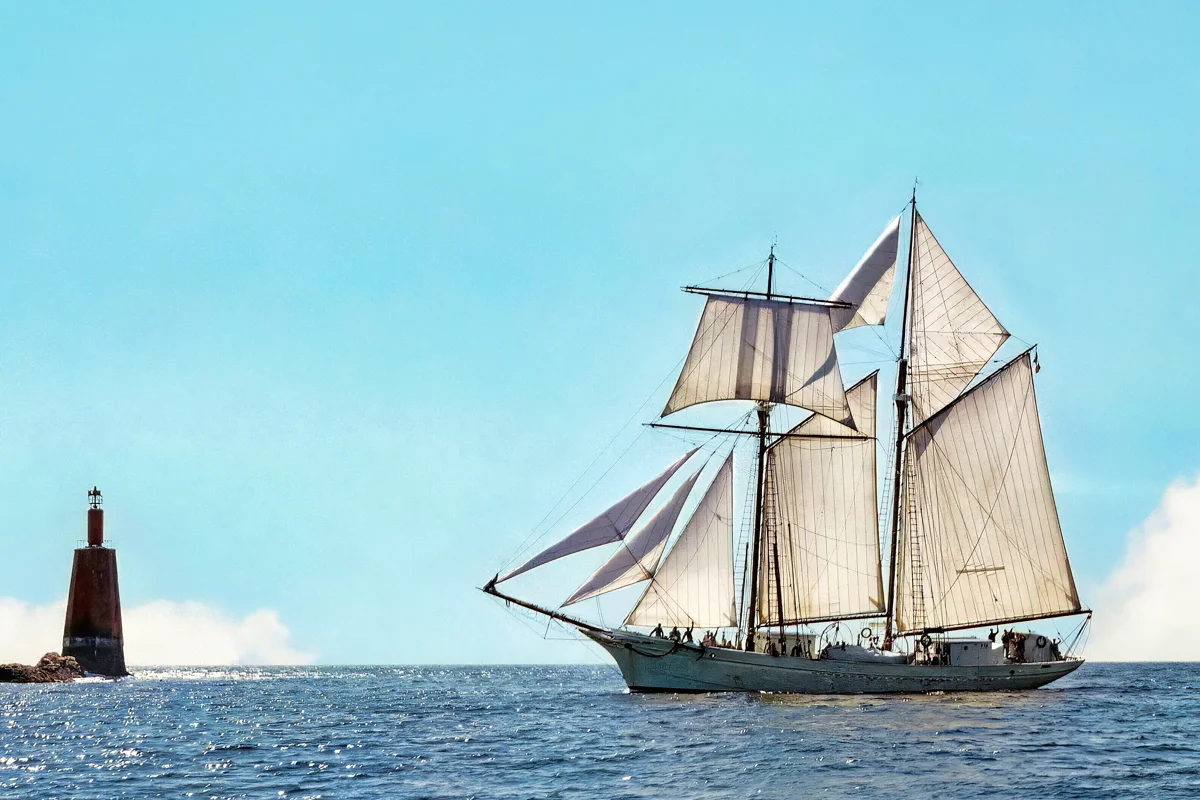 before image | photo slide example | ship at sea
