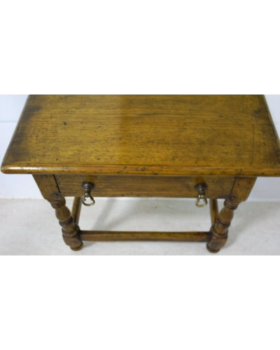William And Mary country oak side table