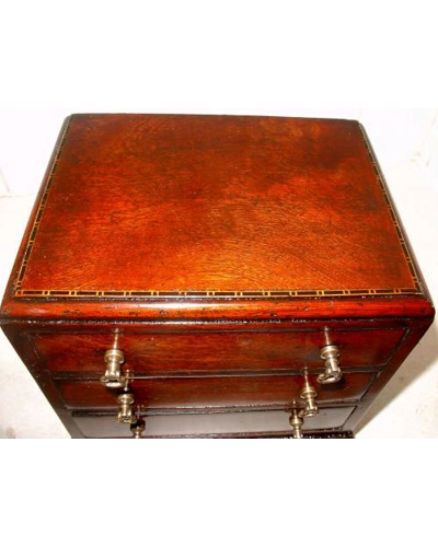 Georgian caddy top chest in mahogany inlaid