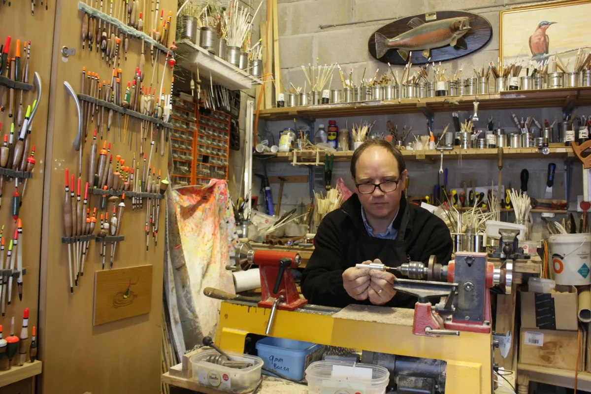 ian-lewis-professional-float-maker