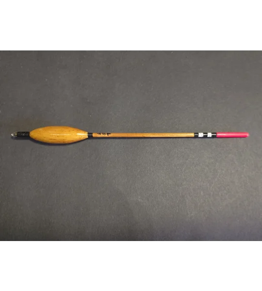 Balsa bodied 4BB waggler float with high visibility sight tip