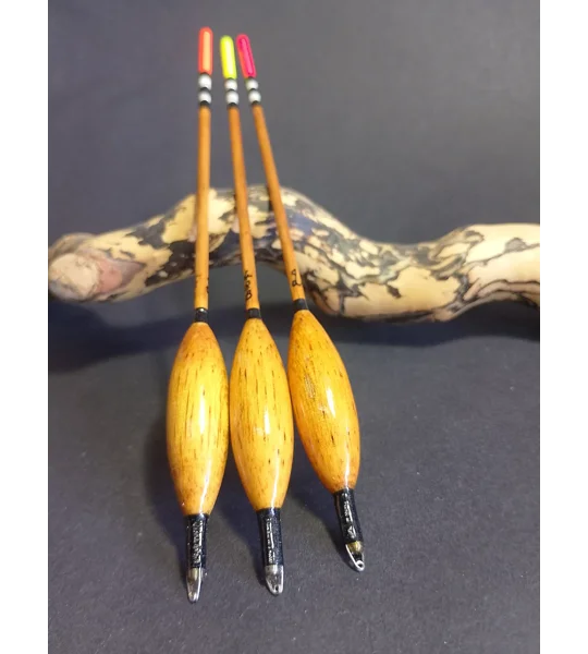 4BB loaded bodied waggler floats displayed on driftwood