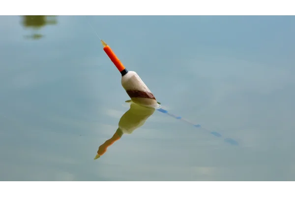 Stret-Pegging: A Traditional River Fishing Method That Still Catches Fish