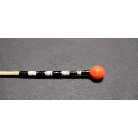 Bright sight tip detail on a lift method tench fishing float