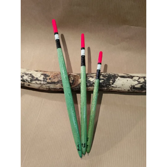 Handmade traditional quill-style river floats in five sizes for laying on and stret pegging