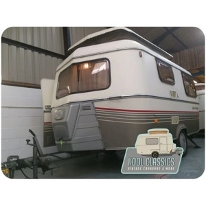 Eriba Front bow shaped window