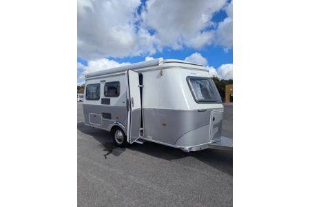 SALE PENDING 2023 Eriba 530 URBAN Fixed Bed