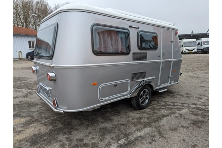 2023 Eriba 530 Legend Fixed Bed