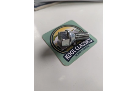 Steel Wheel Conical  Bolt 19mm