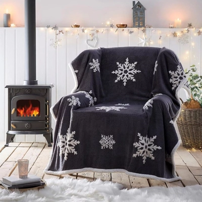 Snowflake jacquard fleece throwover