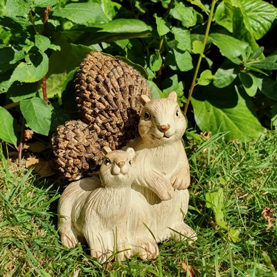 Cyril the Squirrel and Friend Mini Figurine Cyril the Squirrel and Friend Mini Figurine