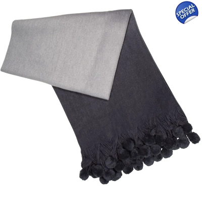 Pom Pom Throw Navy