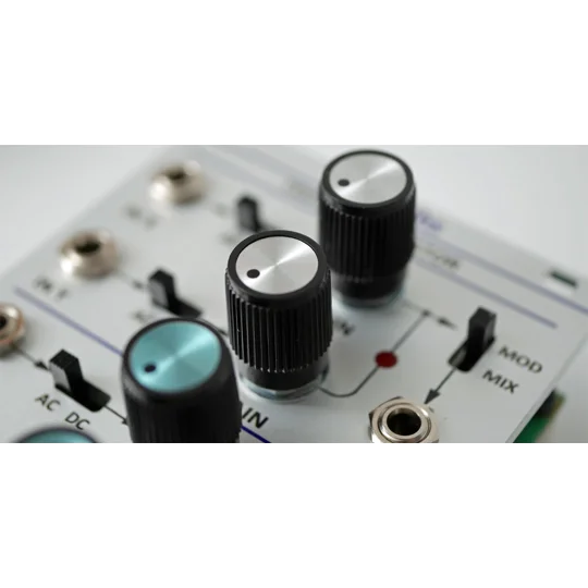 AM1035 Triple Modulator & Mix