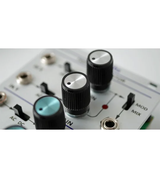 AM1035 Triple Modulator & Mix