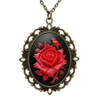 Red Rose necklace - Bronze