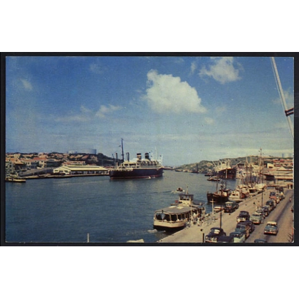 Curaçao postcard Grace Lines "Santa" in harbour