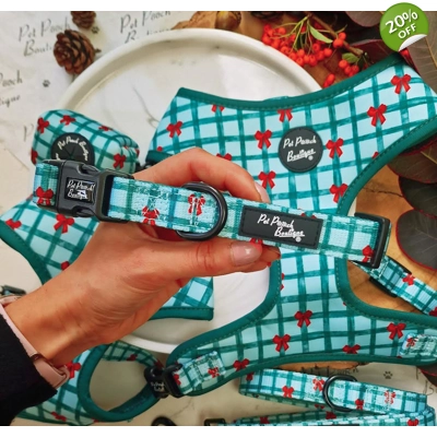 Festive Plaid Christmas Dog Collar