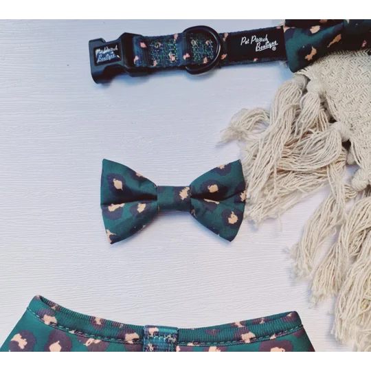 Emerald Green Leopard Dog Bow Tie