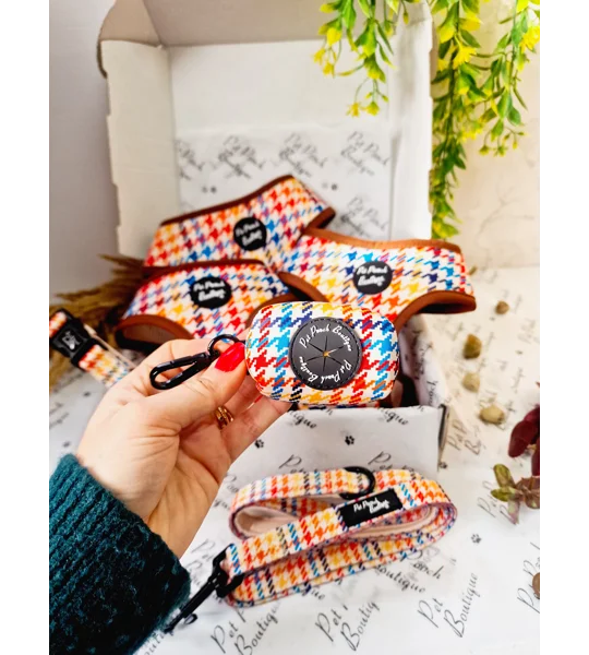 Lionheart Houndstooth Dog Poo Bag Holder