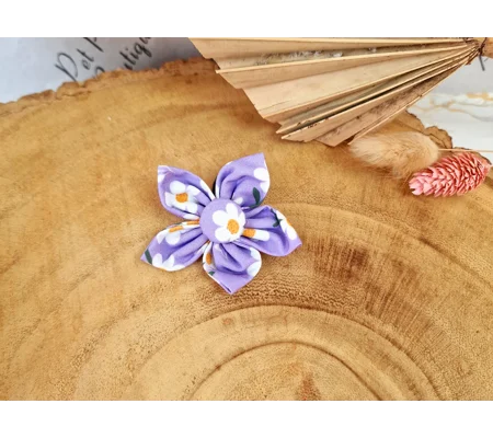 Lucky Little Lavender Daisies Flower Collar Attachment