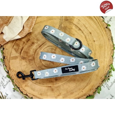 Pretty Little Pastel Green Daisies Lead - Reversible