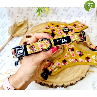 Vintage Yellow Buttercu..