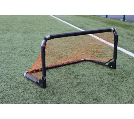 Diamond 4ft x 2ft Metal Coaching Goal