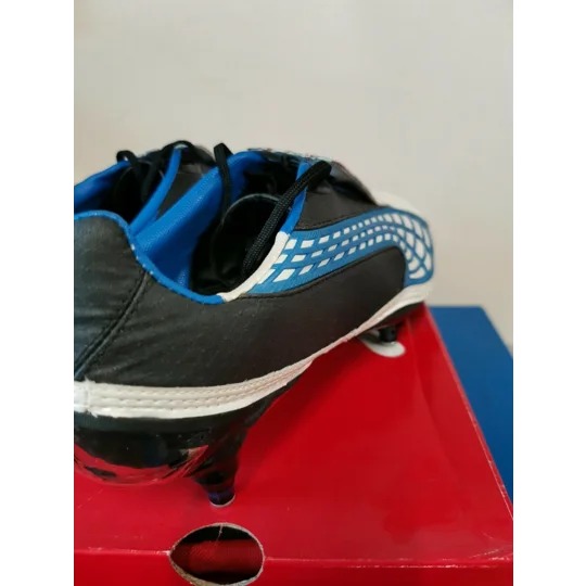 2010 Puma Retro v1.10 SG Football Boots - UK Size 8
