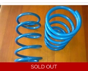 - 50mm lowering springs..