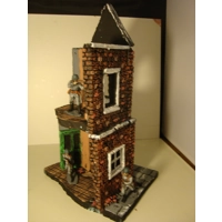 K1 Damaged building 1.32 Scale.  For Dioramas and military..