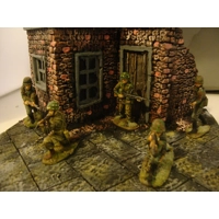 K2 Damaged Building 1.32 scale. For dioramas and military ..